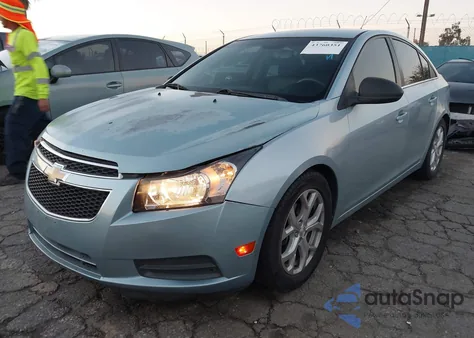 2011 Chevrolet Cruze Ls z USA, uszkodzony, nr VIN 1G1PC5SH6B7103139